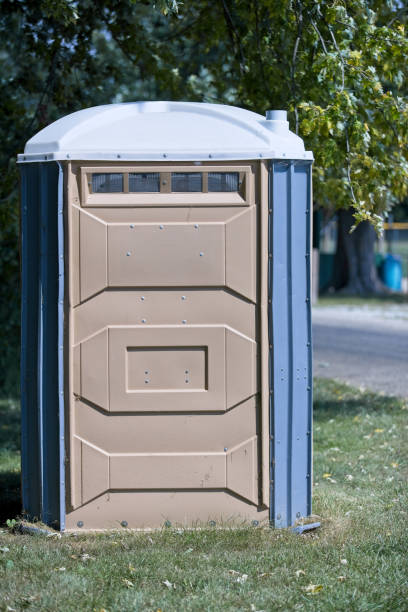 Best Porta potty rental near me  in Shawnee Hills, OH